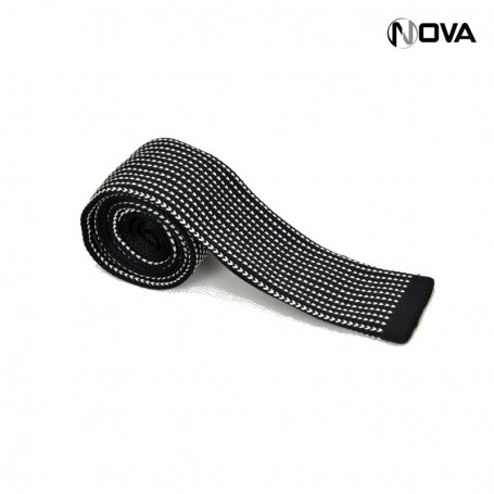 Cravate tricot à bout carré CVT45